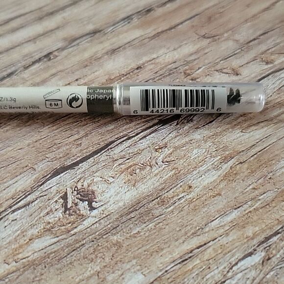 True and Luscious Brow Definer in Blonde - Picture 2 of 4